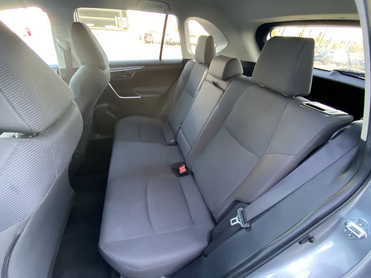 Thumbnail: 2024 Toyota RAV4 - 21