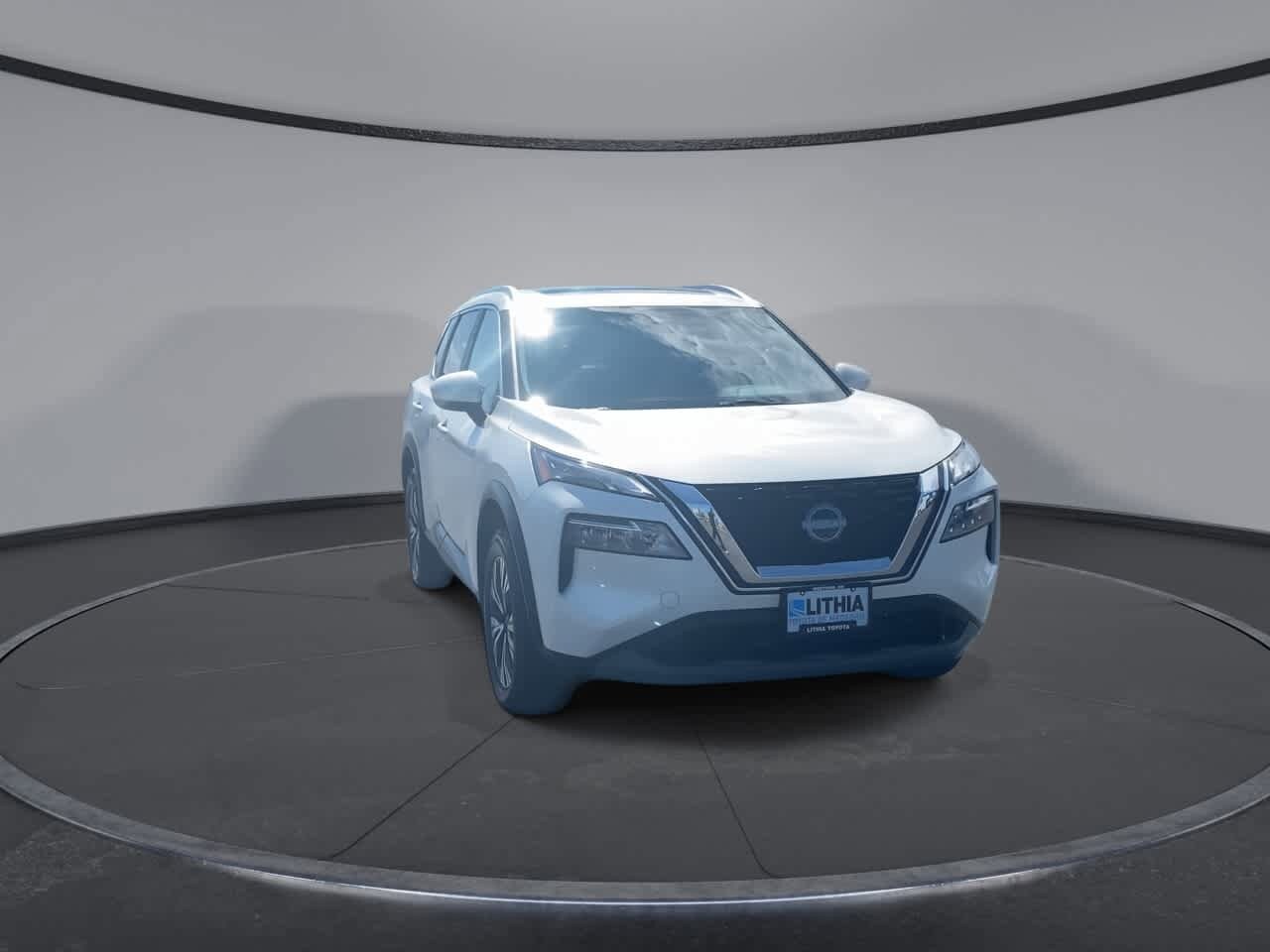 Thumbnail: 2023 Nissan Rogue - 4