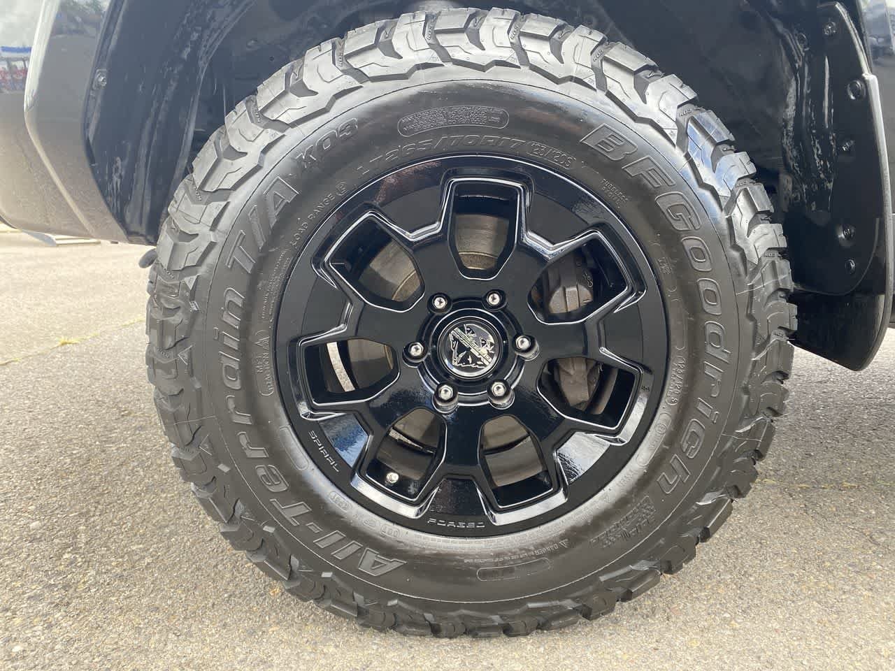 Thumbnail: 2018 Toyota 4Runner - 10