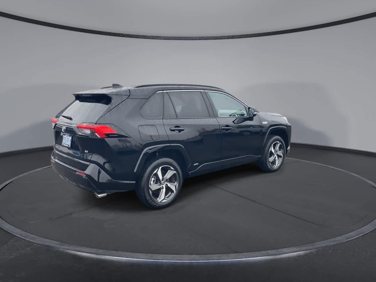 Thumbnail: 2023 Toyota RAV4 - 8