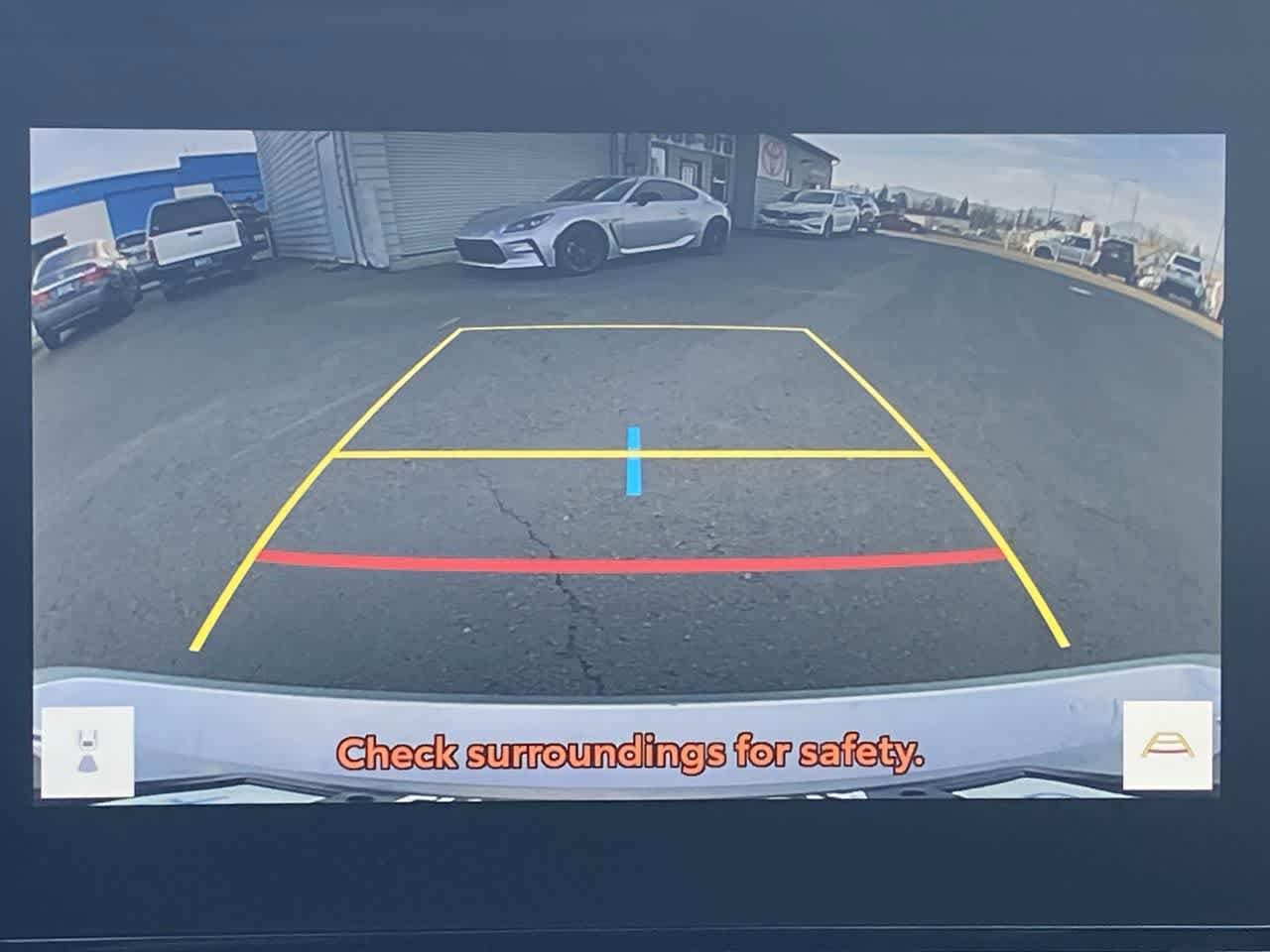 Thumbnail: 2025 Toyota Camry - 17