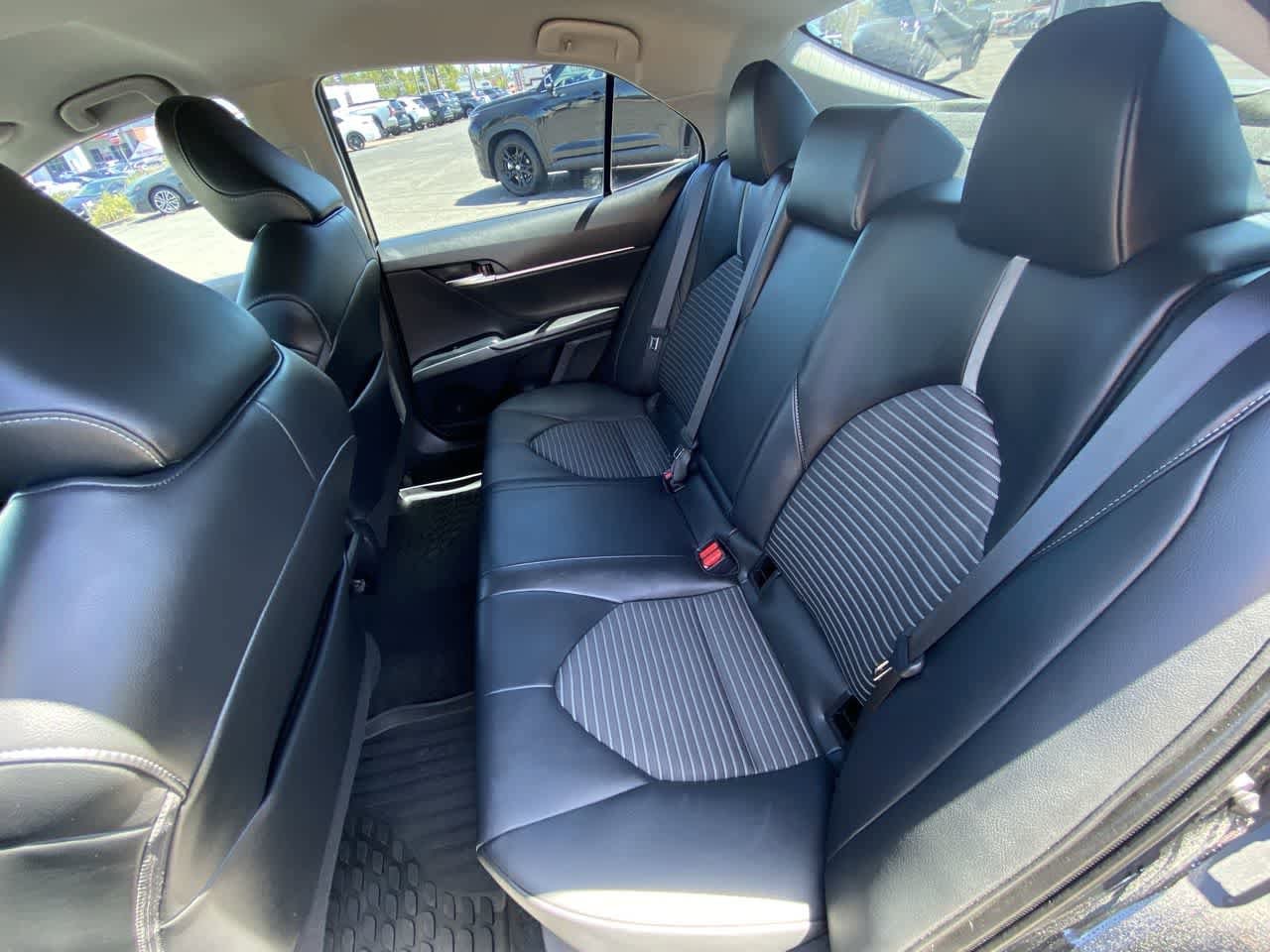 Thumbnail: 2020 Toyota Camry - 21
