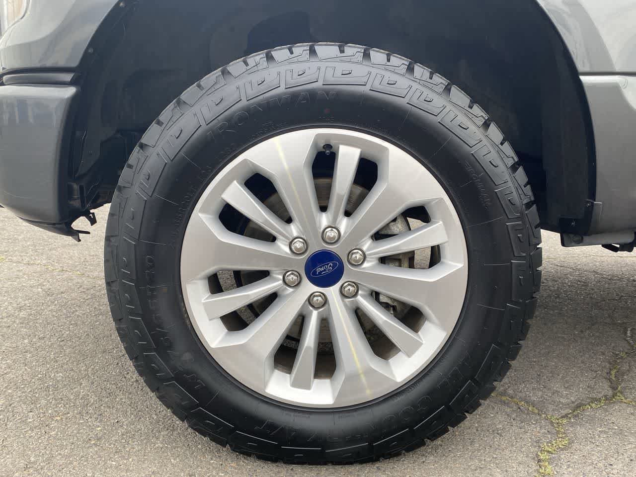 Thumbnail: 2016 Ford F-150 - 10