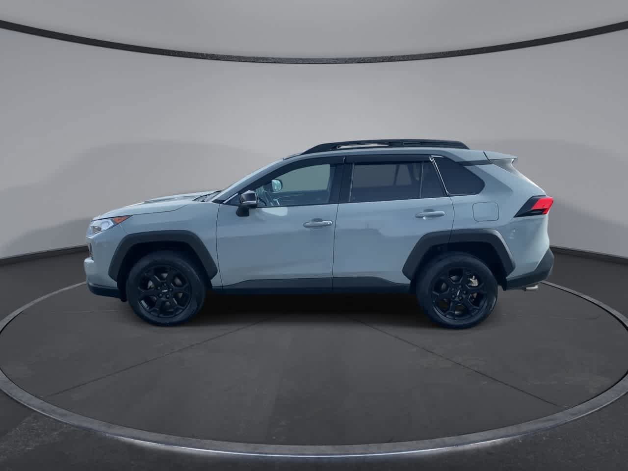 Thumbnail: 2021 Toyota RAV4 - 5