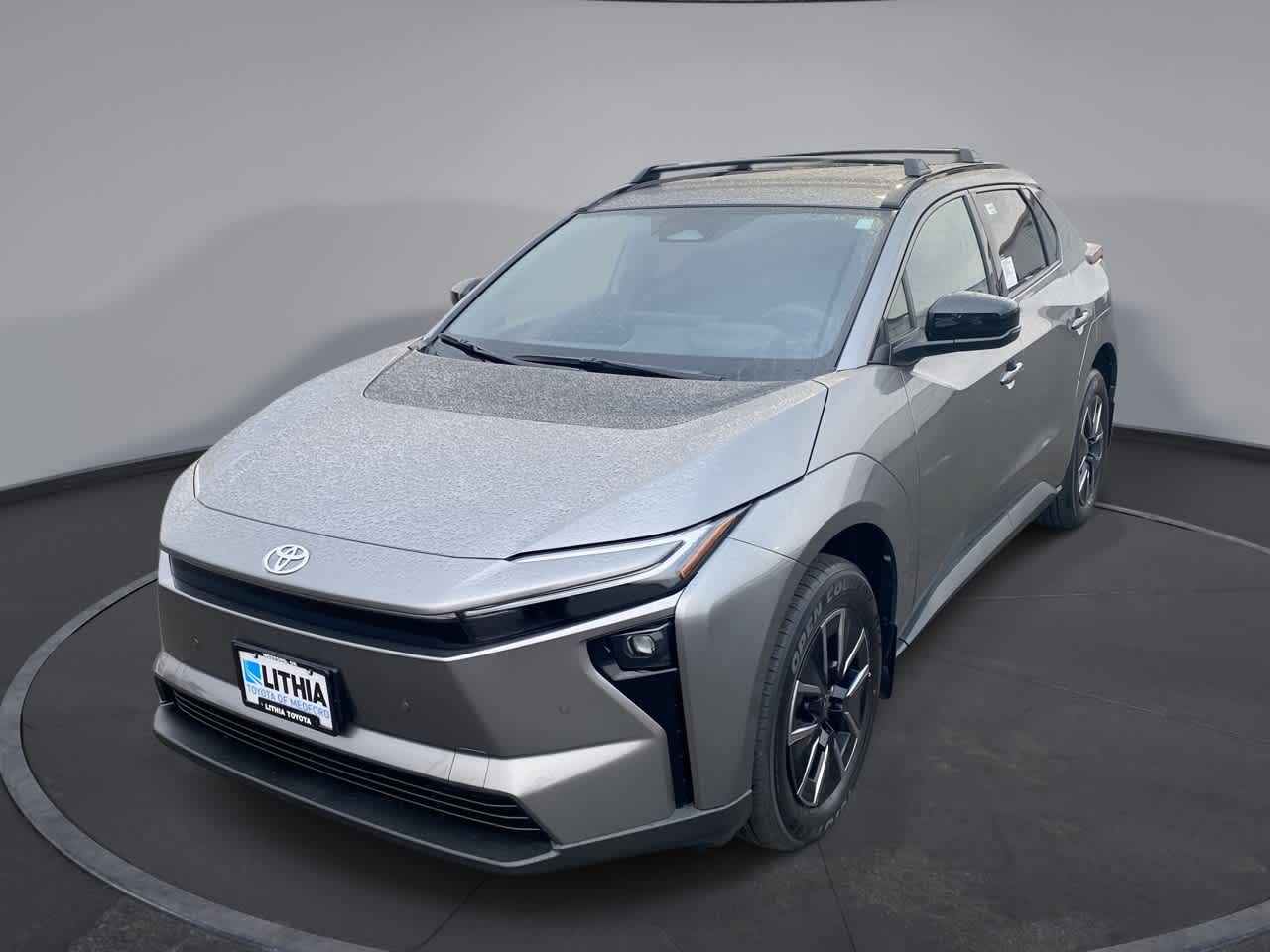 2026 Toyota bZ XLE's photo