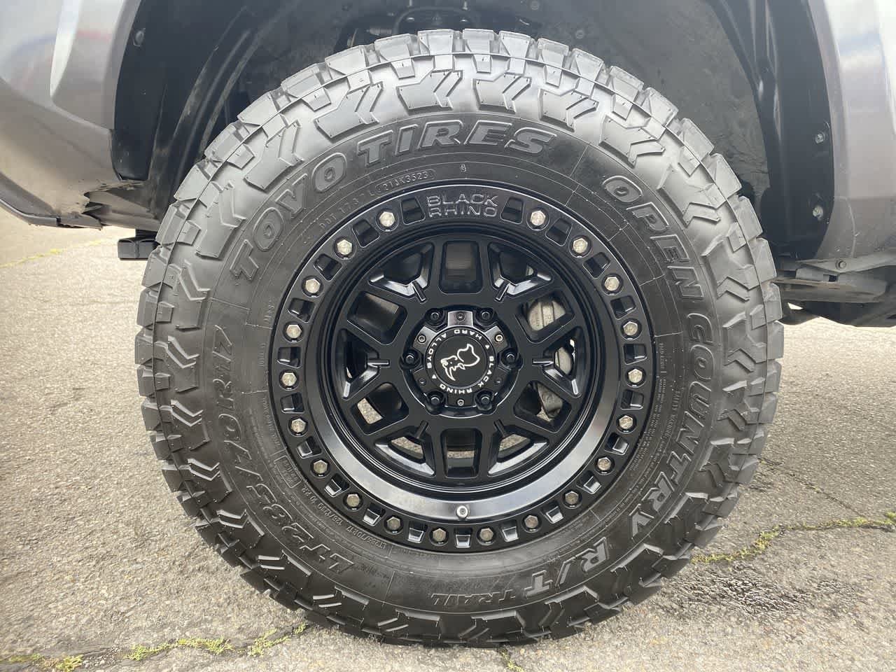 Thumbnail: 2020 Toyota Tacoma - 10