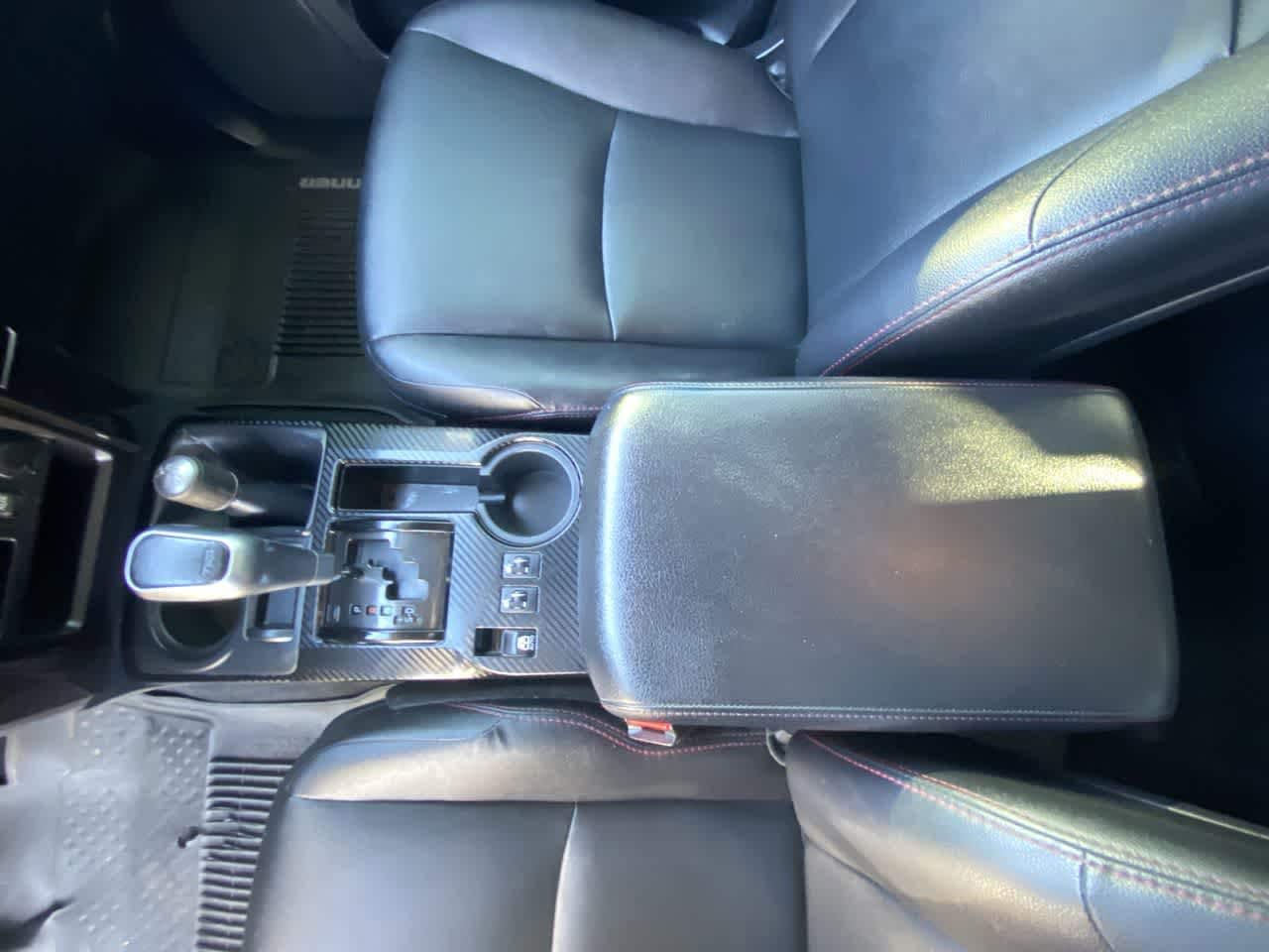 Thumbnail: 2018 Toyota 4Runner - 21