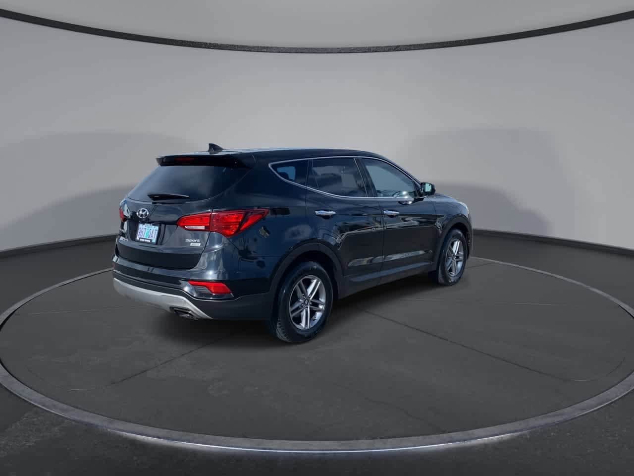 Thumbnail: 2017 Hyundai Santa Fe - 8
