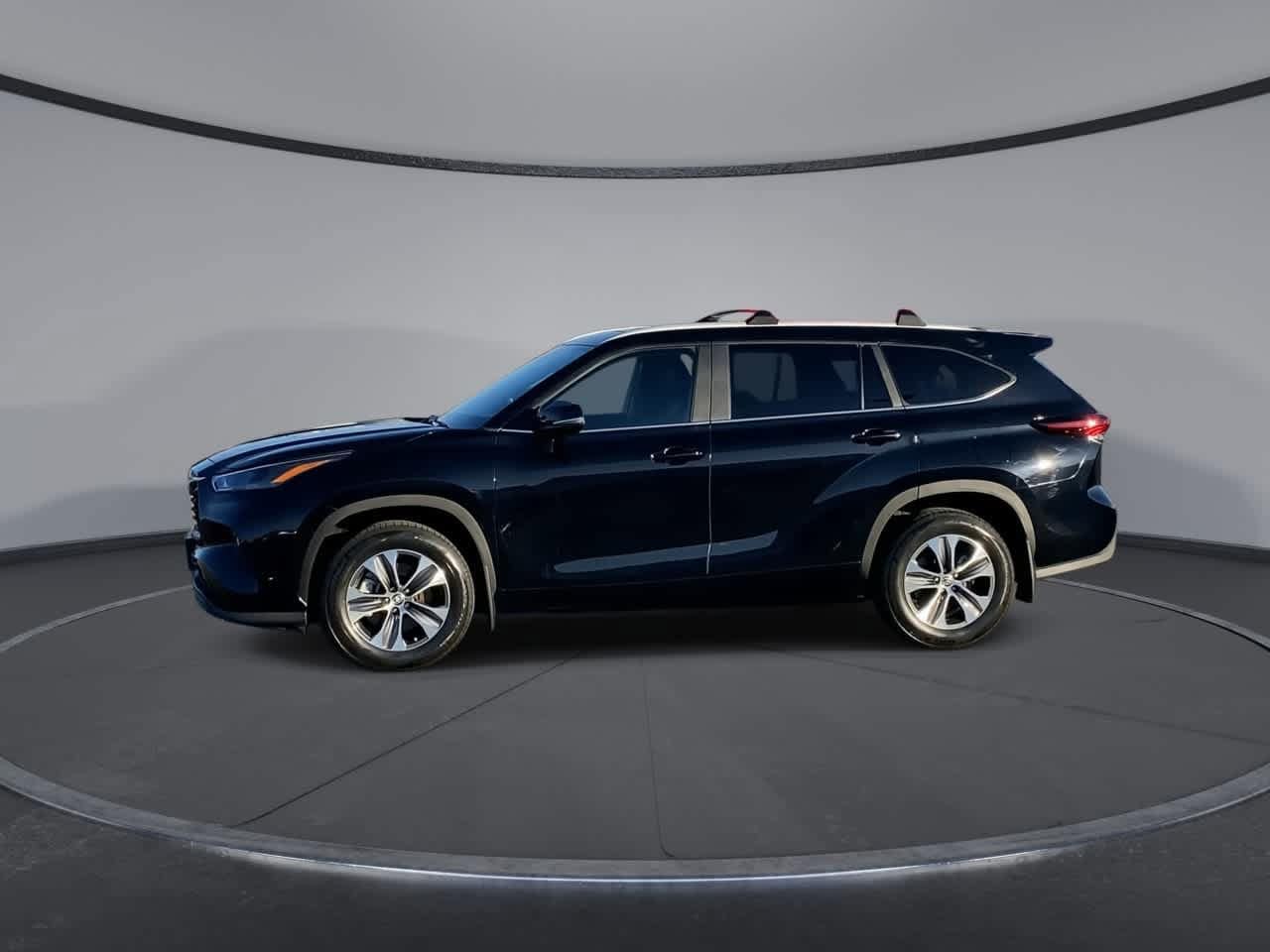 Thumbnail: 2024 Toyota Highlander - 5