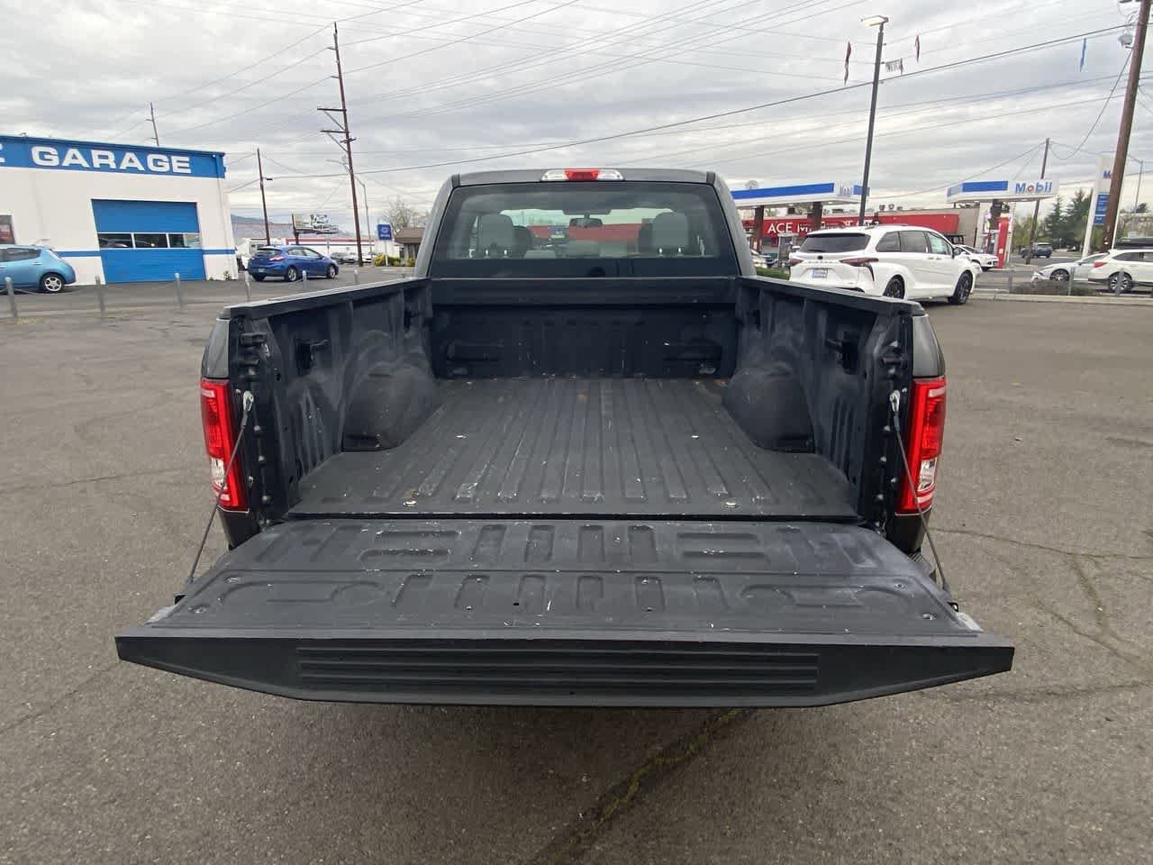 Thumbnail: 2016 Ford F-150 - 22