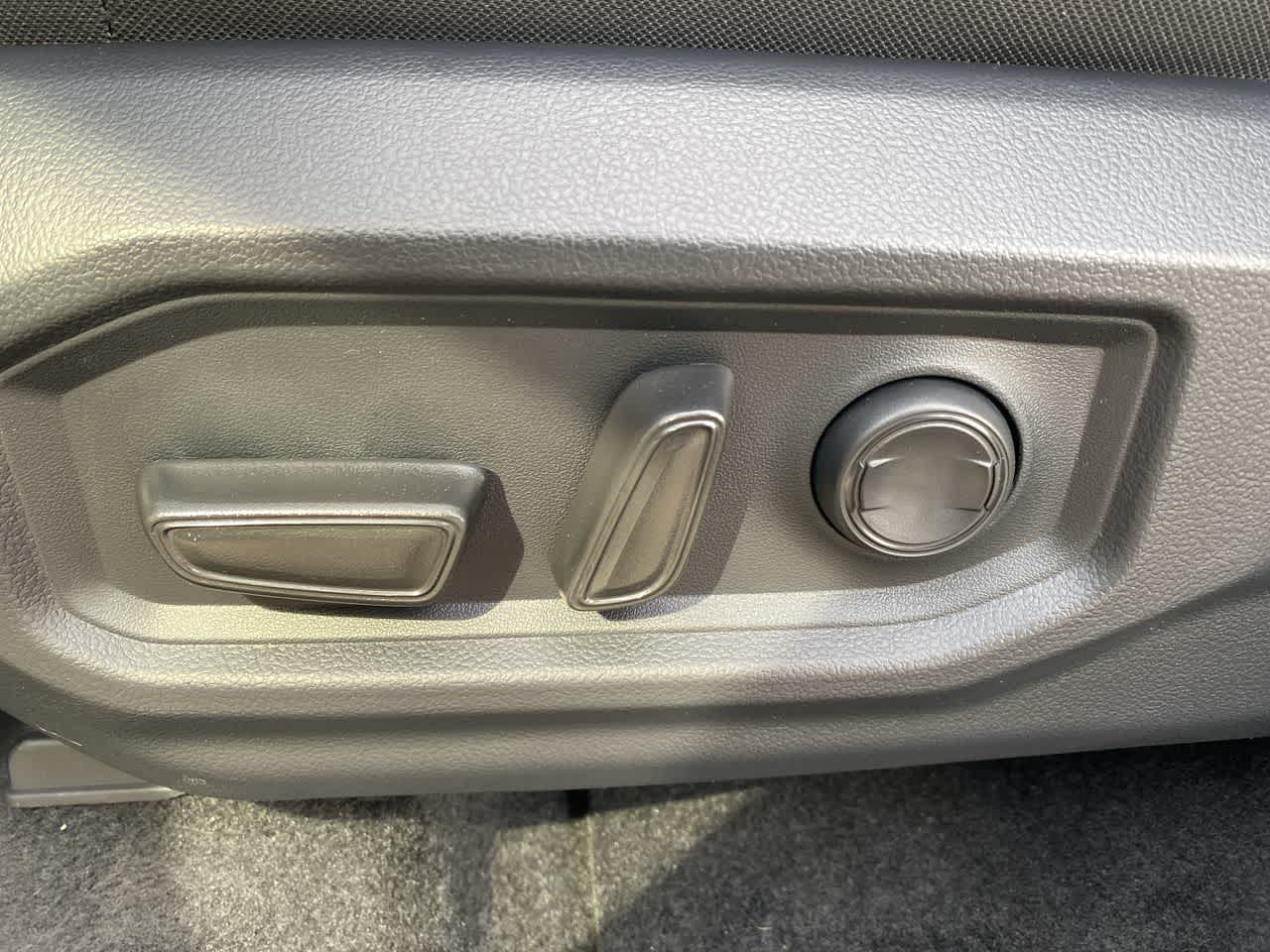 Thumbnail: 2026 Toyota Tundra - 12