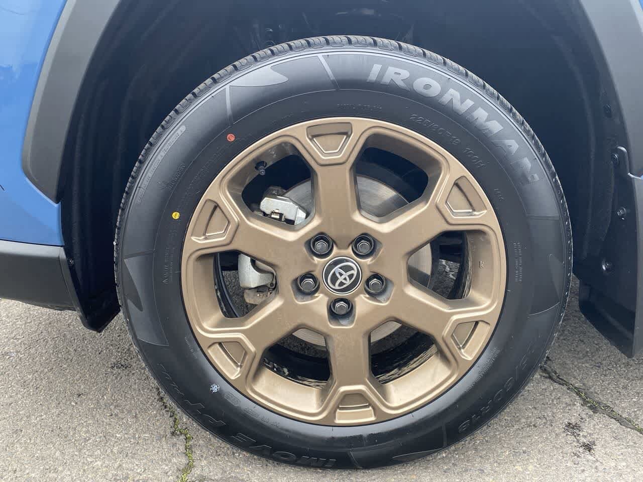 Thumbnail: 2023 Toyota RAV4 - 10