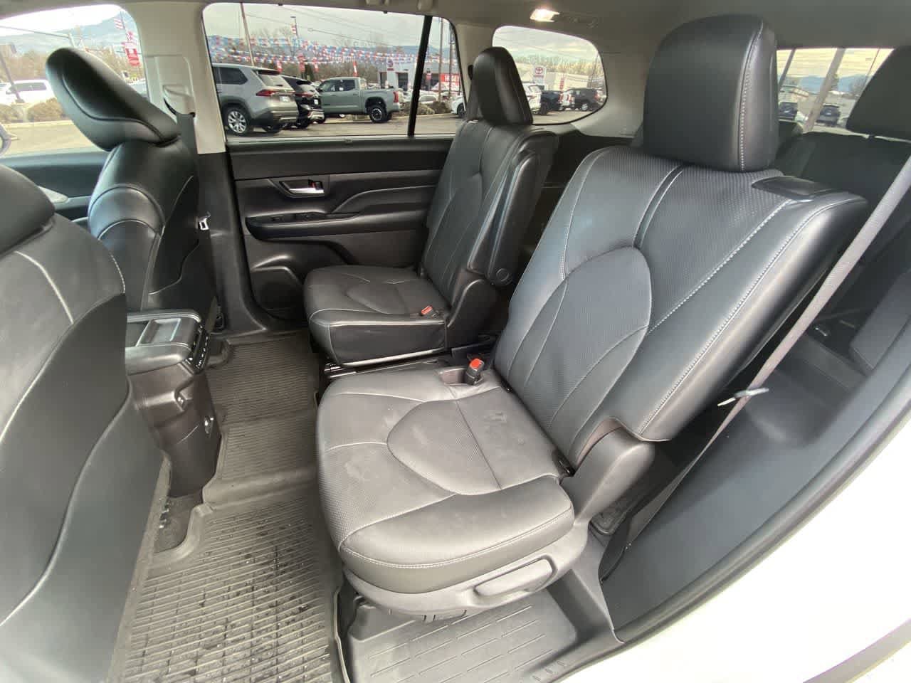 Thumbnail: 2024 Toyota Grand Highlander - 22