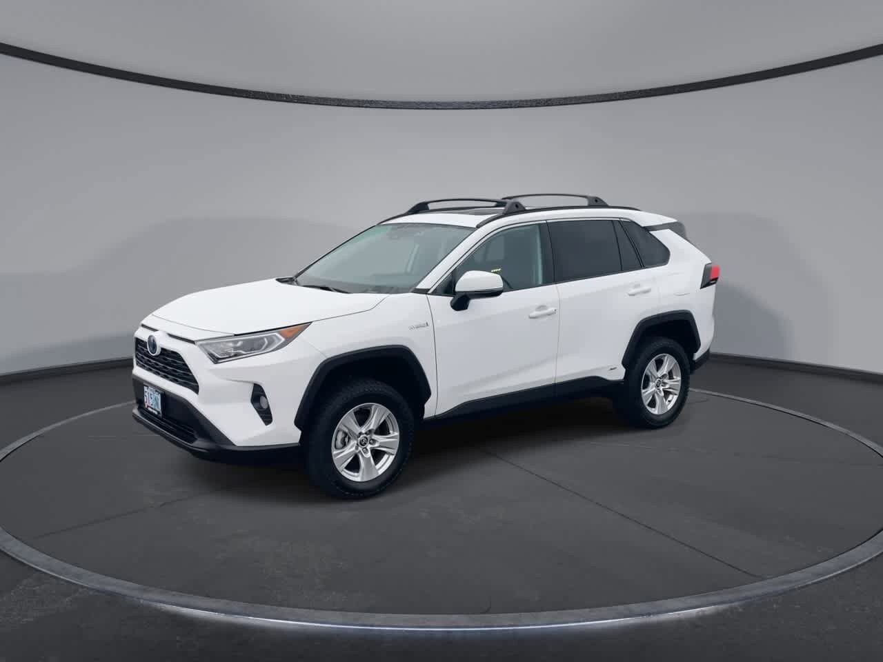 Thumbnail: 2021 Toyota RAV4 - 4