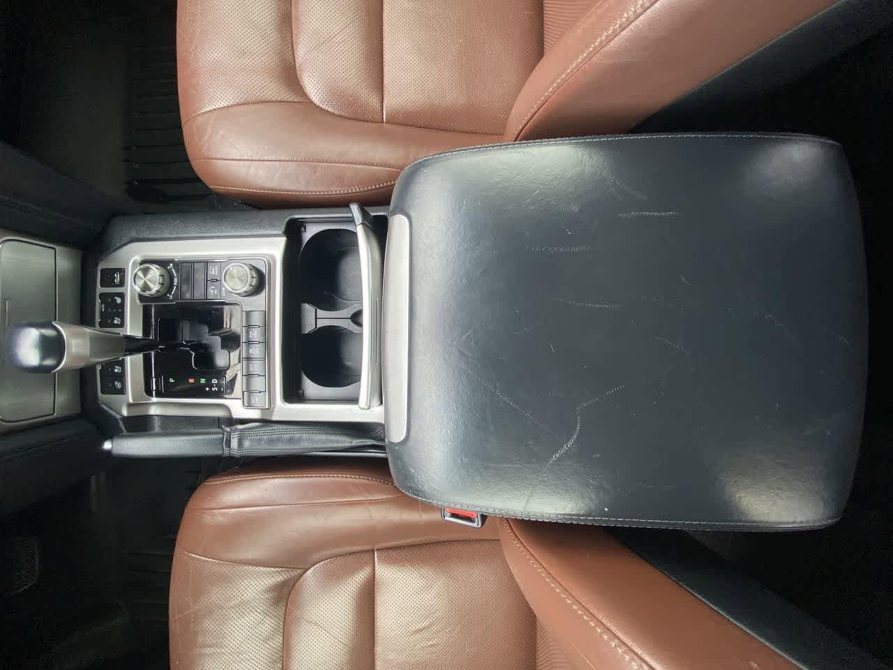 Thumbnail: 2019 Toyota Land Cruiser - 21