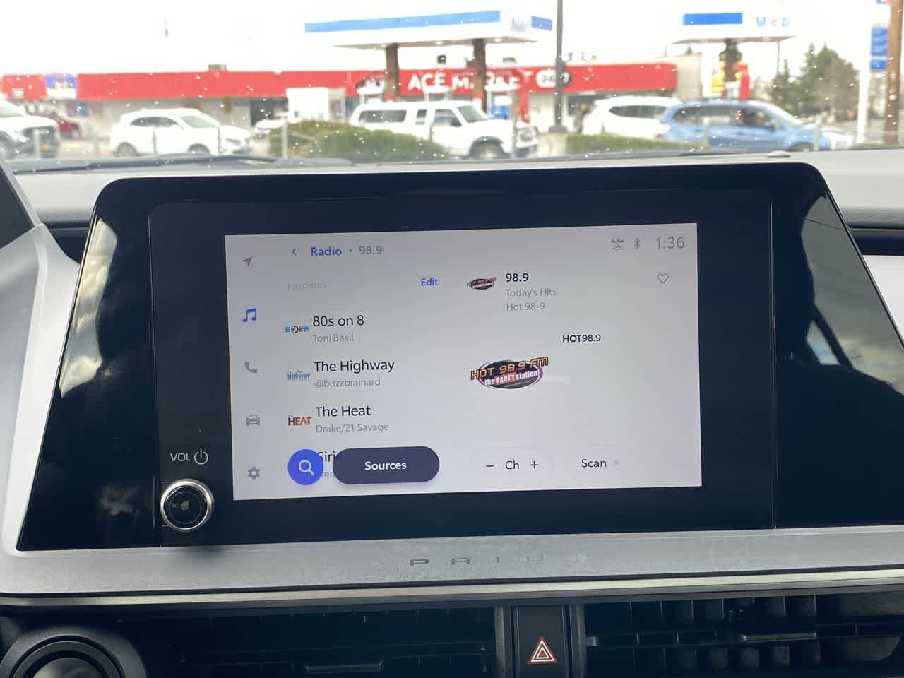 Thumbnail: 2024 Toyota Prius - 16