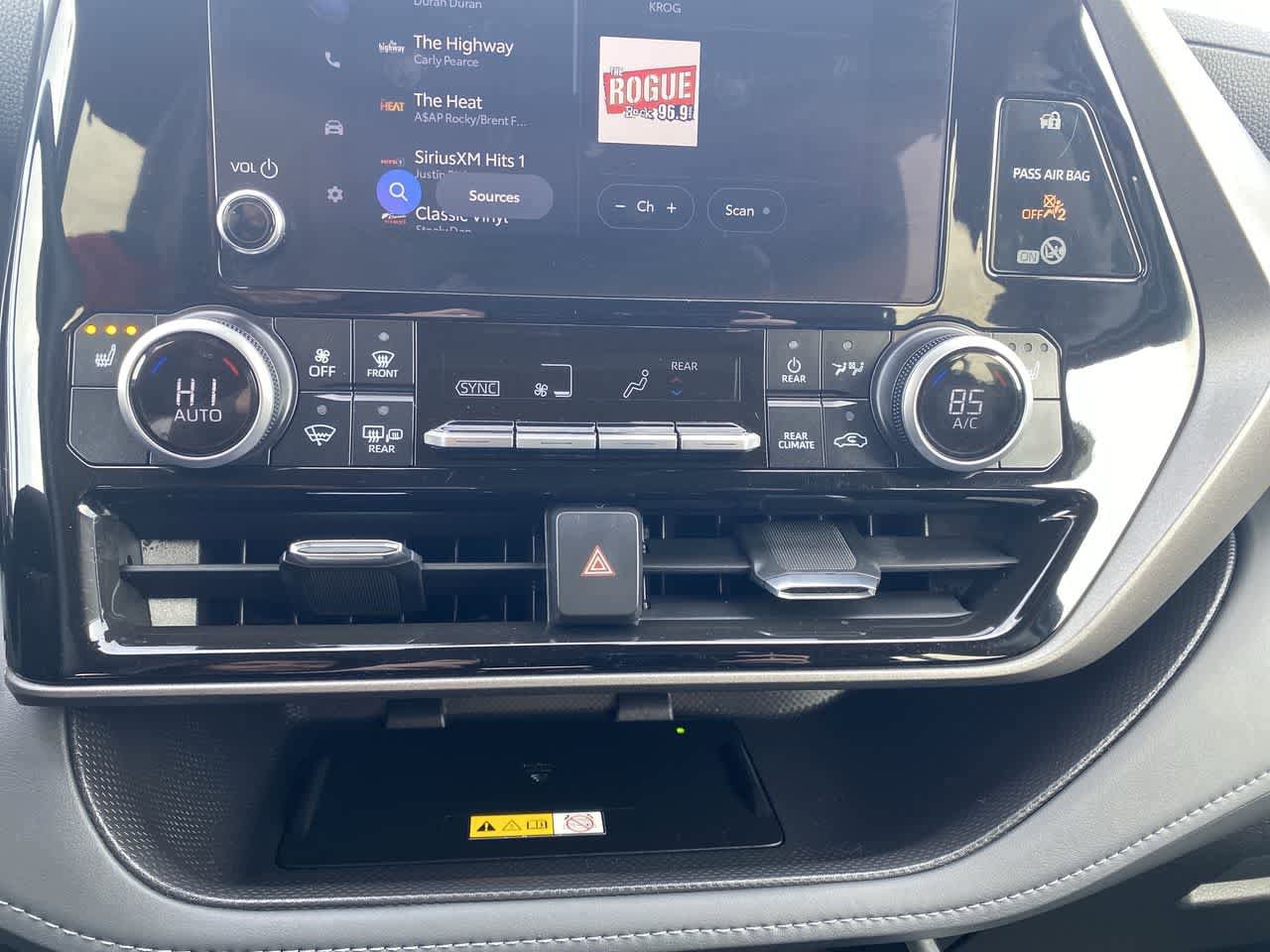 Thumbnail: 2025 Toyota Highlander - 18