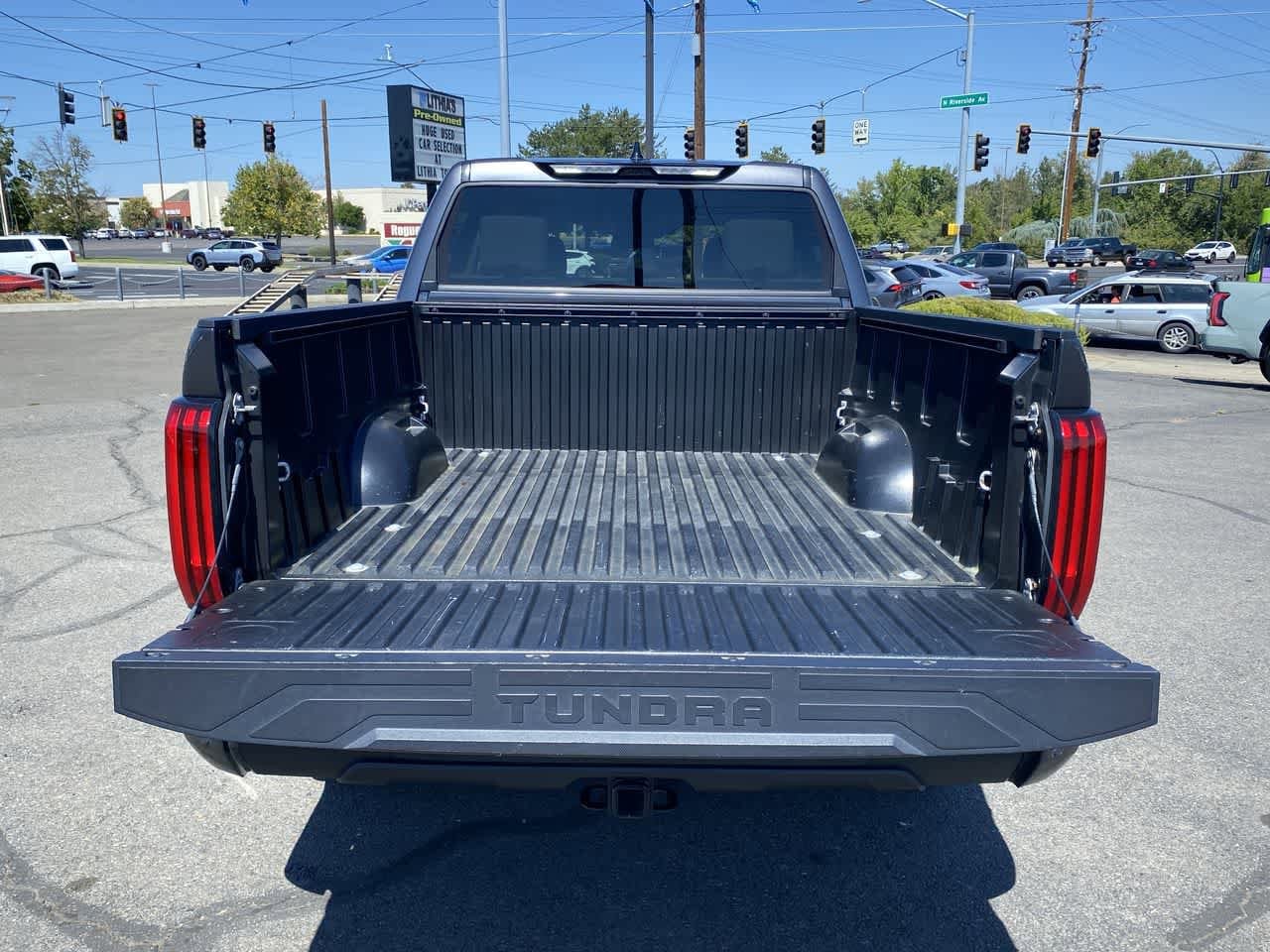 Thumbnail: 2023 Toyota Tundra - 22