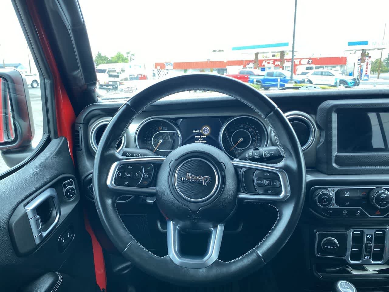Thumbnail: 2018 Jeep Wrangler - 14