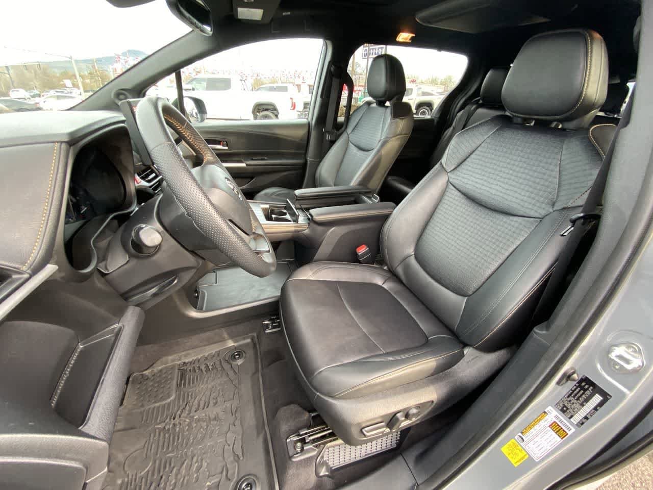 Thumbnail: 2025 Toyota Sienna - 11