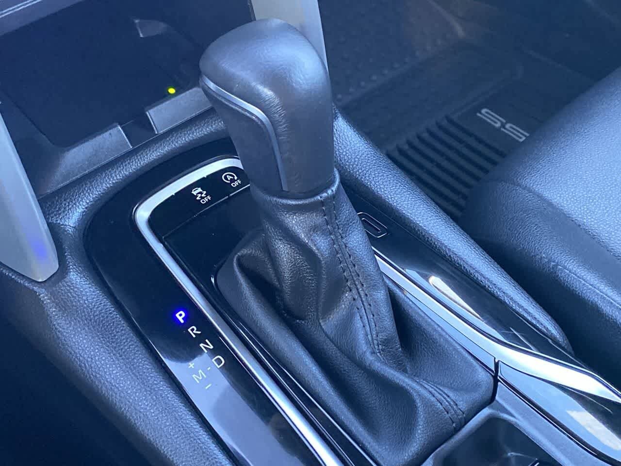 Thumbnail: 2024 Toyota Corolla Cross - 19