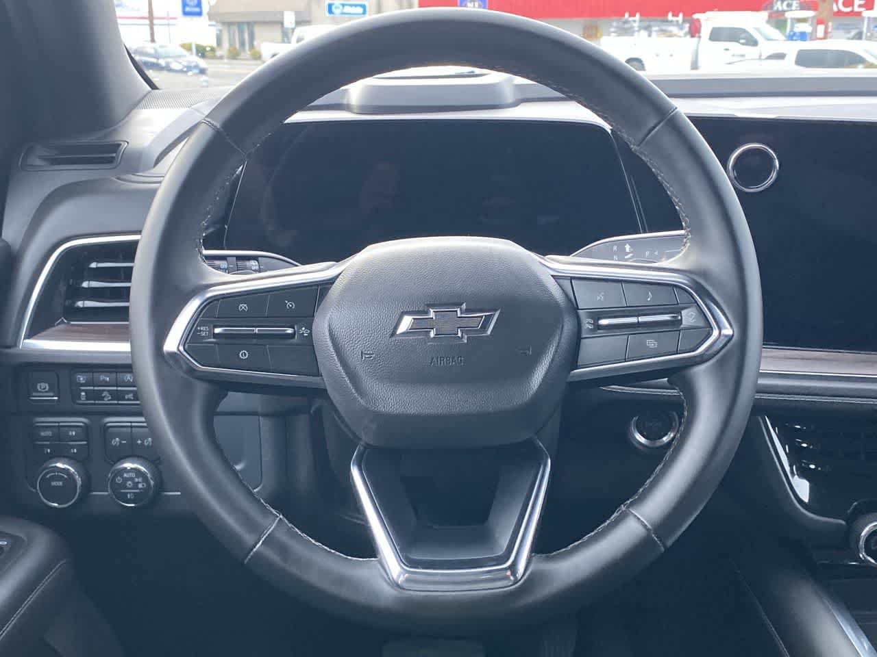 Thumbnail: 2025 Chevrolet Suburban - 14