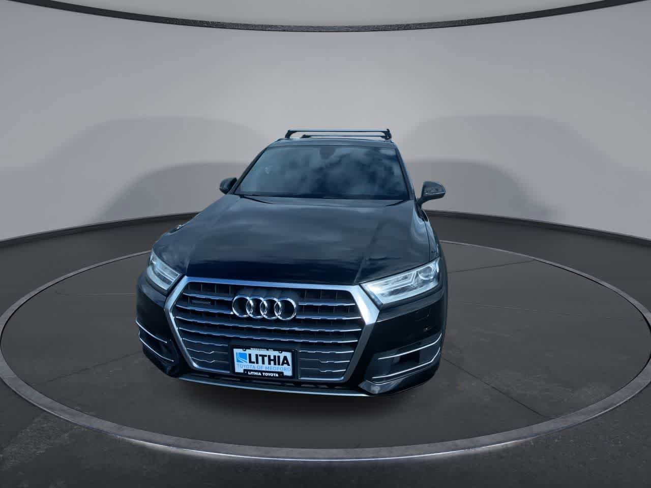 Thumbnail: 2017 Audi Q7 - 3