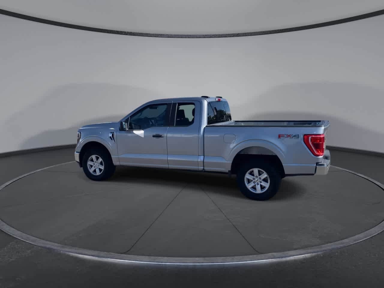 2023 Ford F-150 XLT - Photo 7