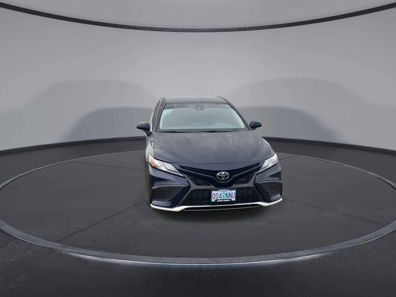 Thumbnail: 2022 Toyota Camry - 3