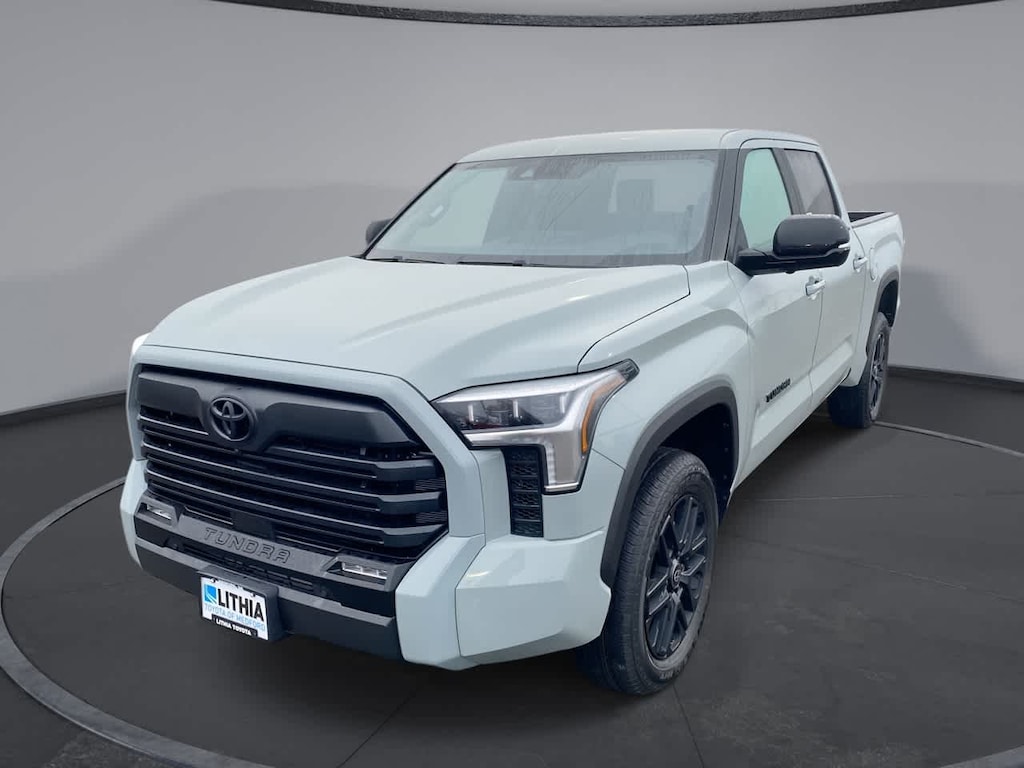 New 2026 Toyota Tundra Limited LIMITED CREWMAX 5.5