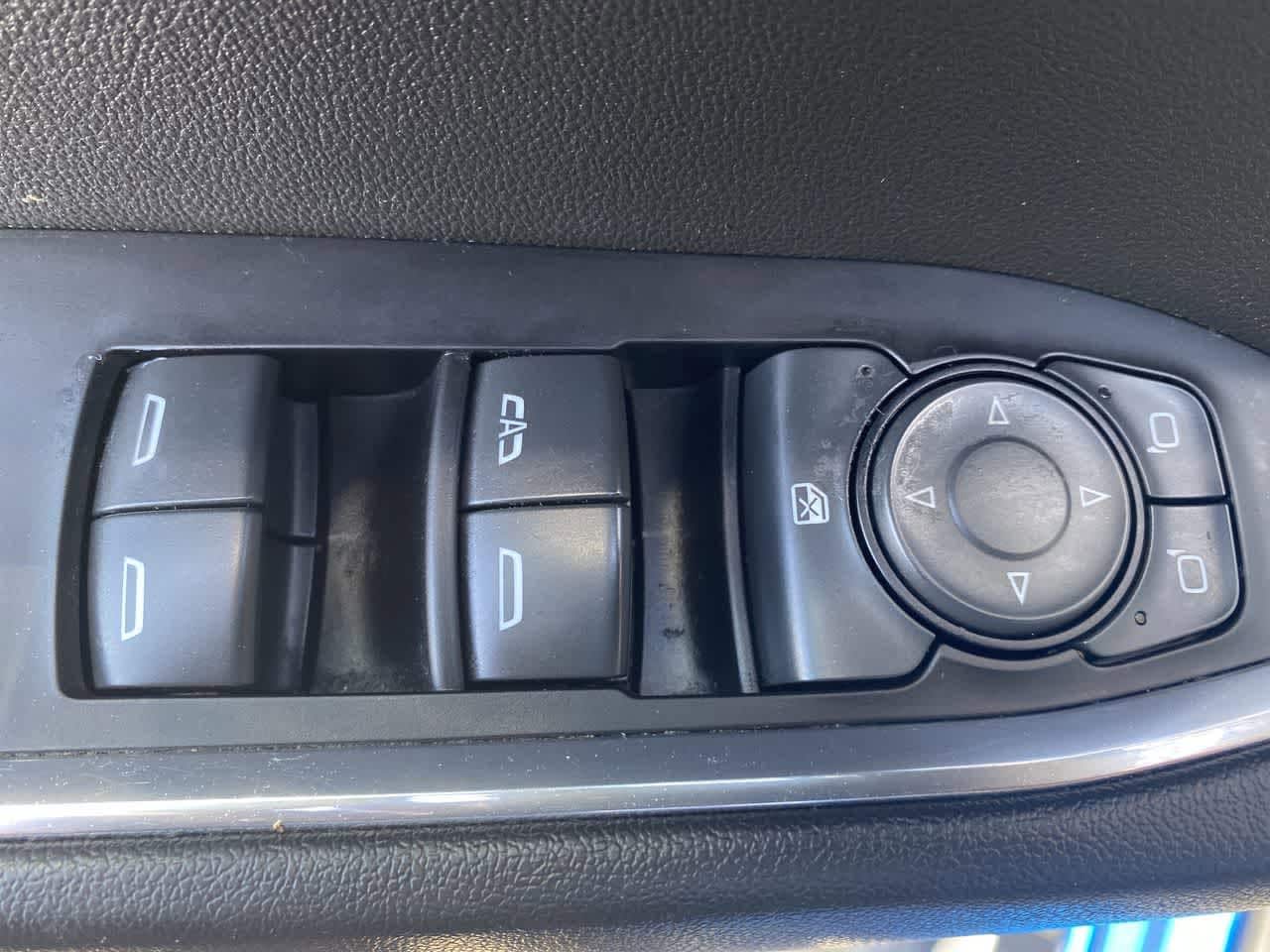 Thumbnail: 2022 Chevrolet Silverado 1500 - 13