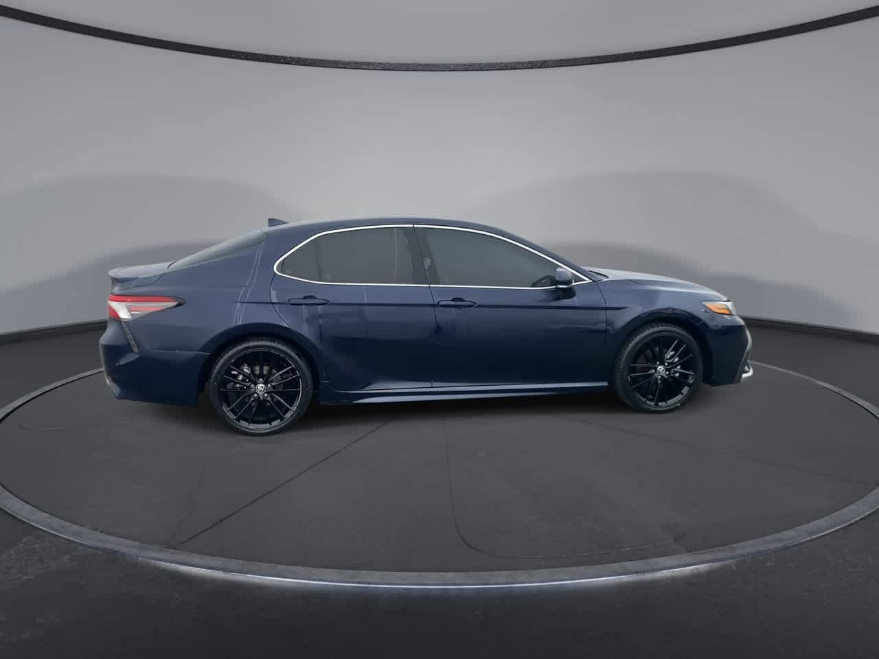 Thumbnail: 2022 Toyota Camry - 9