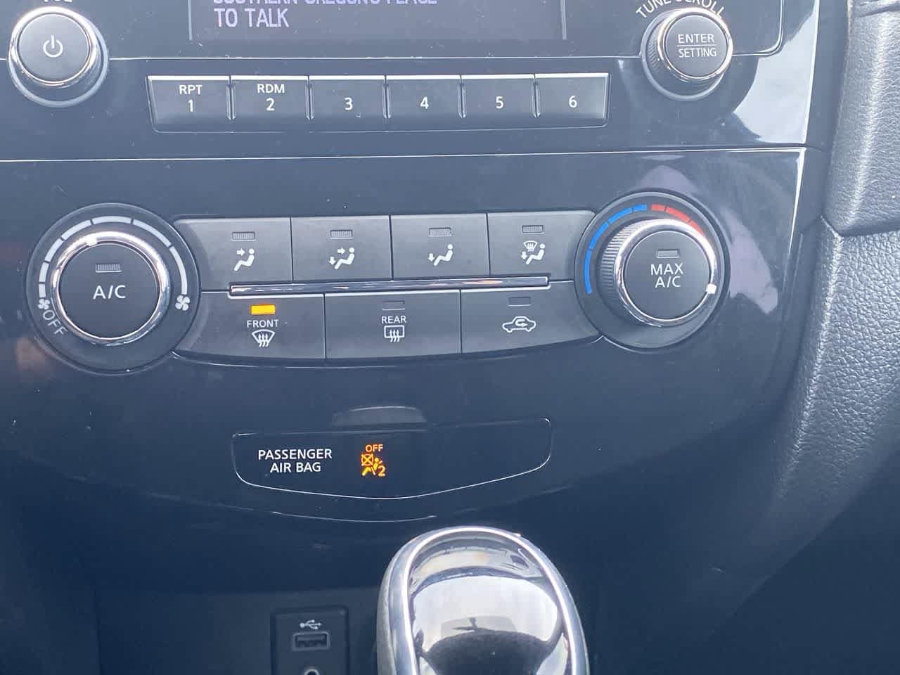 Thumbnail: 2017 Nissan Rogue - 17