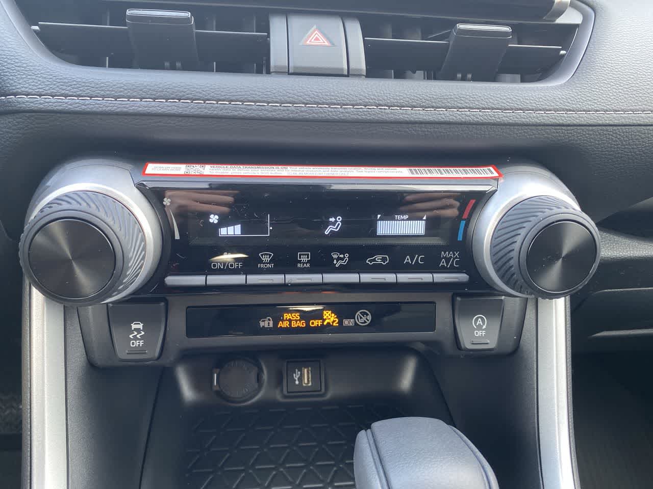 Thumbnail: 2025 Toyota RAV4 - 18