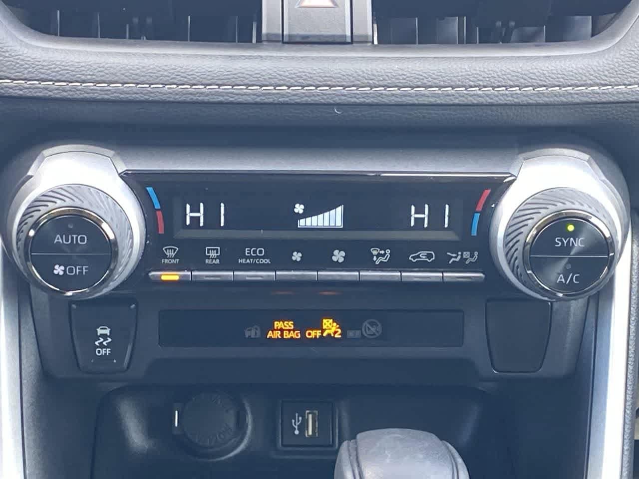 Thumbnail: 2025 Toyota RAV4 - 18