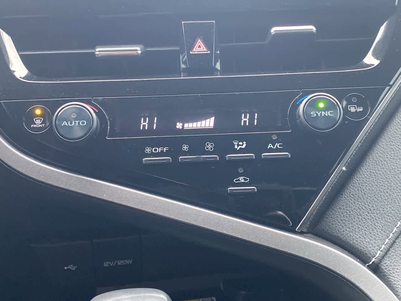 Thumbnail: 2022 Toyota Camry - 18