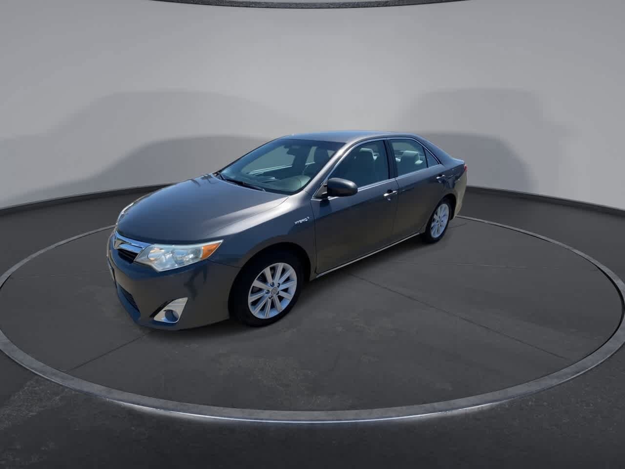 Thumbnail: 2013 Toyota Camry - 4