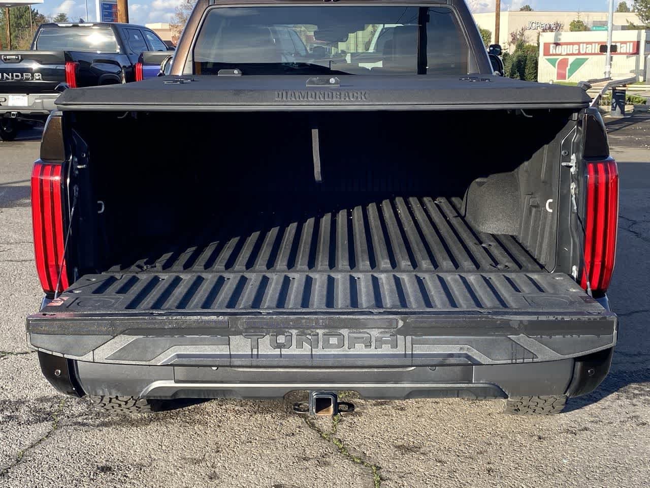 Thumbnail: 2022 Toyota Tundra - 22