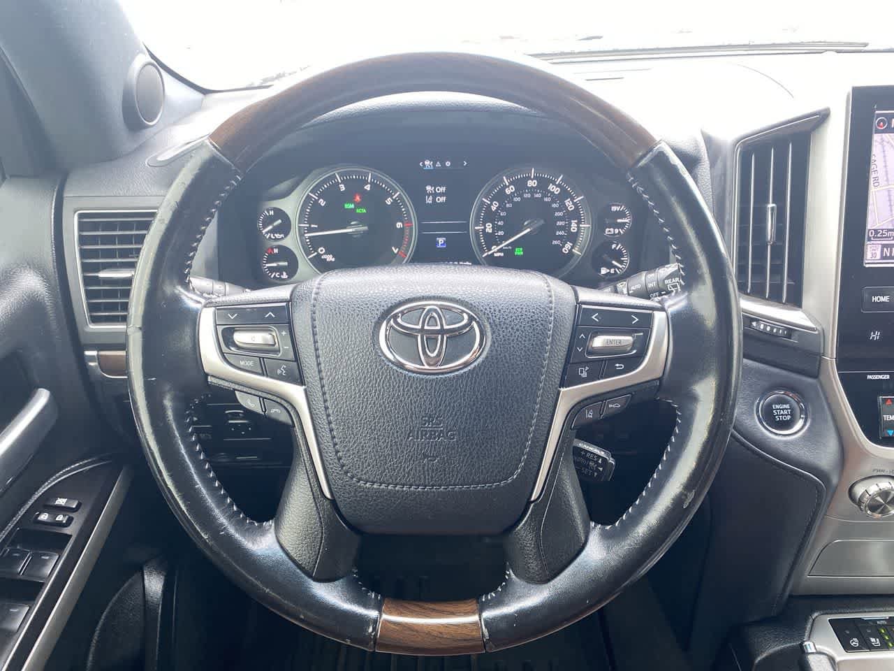 Thumbnail: 2019 Toyota Land Cruiser - 14