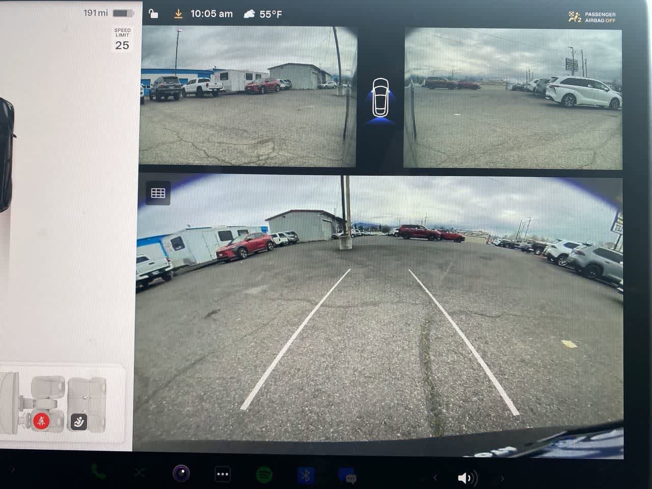 Thumbnail: 2023 Tesla Model Y - 17