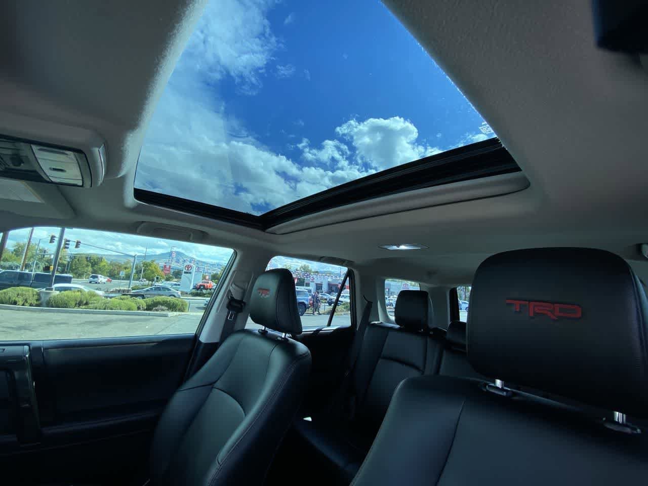 Thumbnail: 2021 Toyota 4Runner - 22