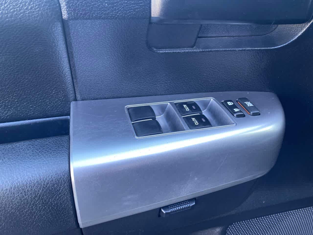 Thumbnail: 2019 Toyota Sequoia - 13
