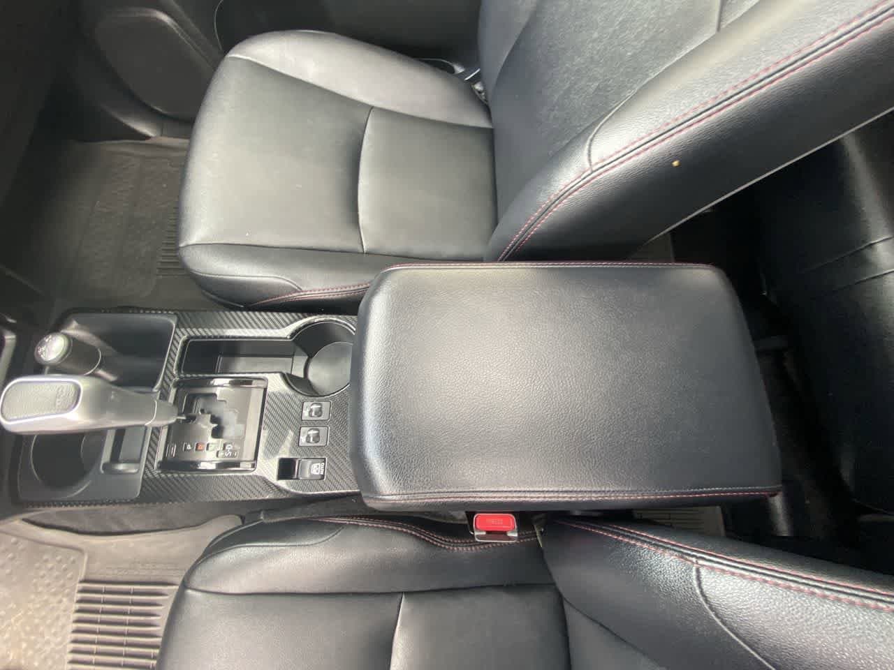 Thumbnail: 2022 Toyota 4Runner - 21