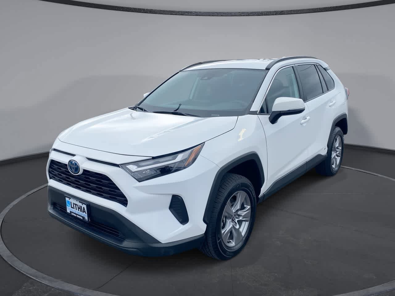 Thumbnail: 2022 Toyota RAV4 - 1