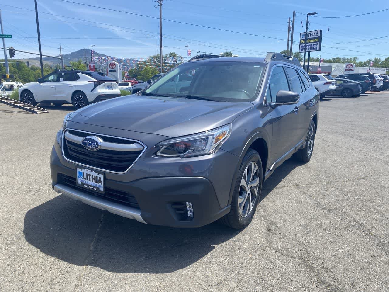 2022 Subaru Outback Limited's photo