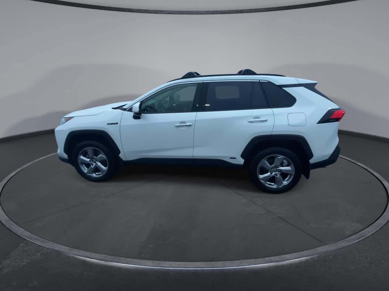 Thumbnail: 2020 Toyota RAV4 - 5