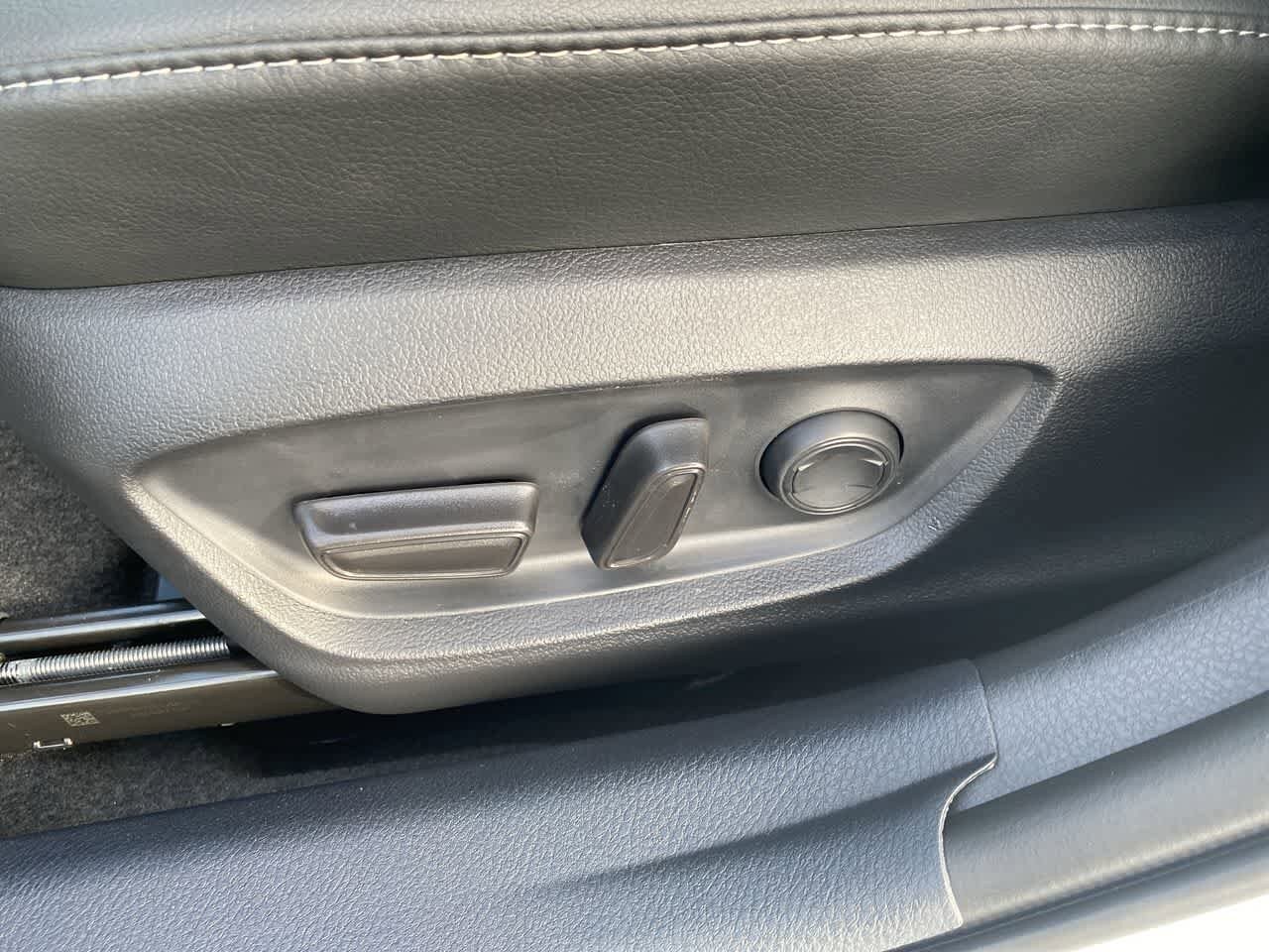 Thumbnail: 2024 Toyota Camry - 12