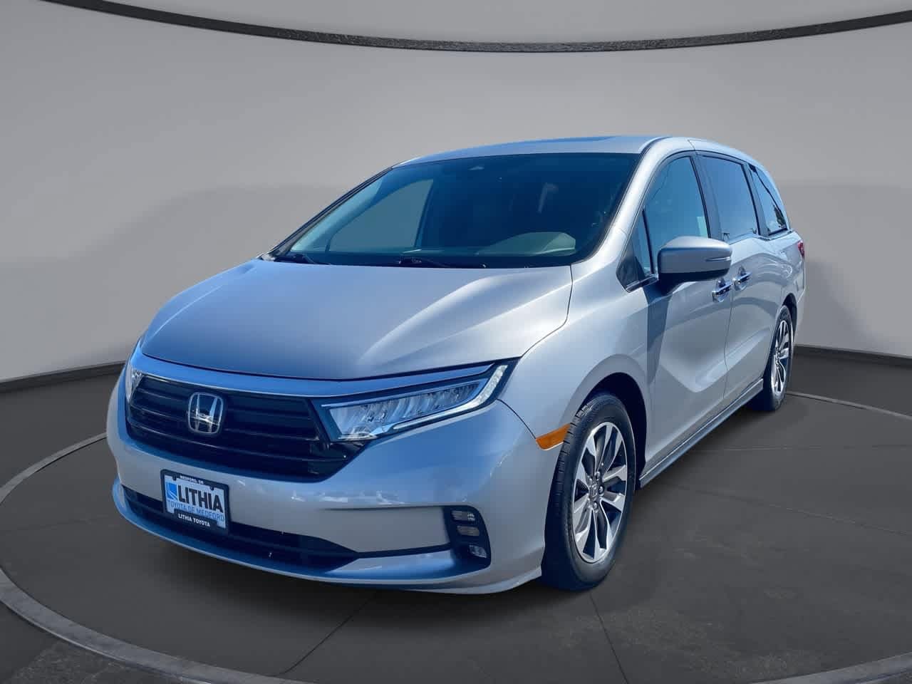 2024 Honda Odyssey EX-L's photo