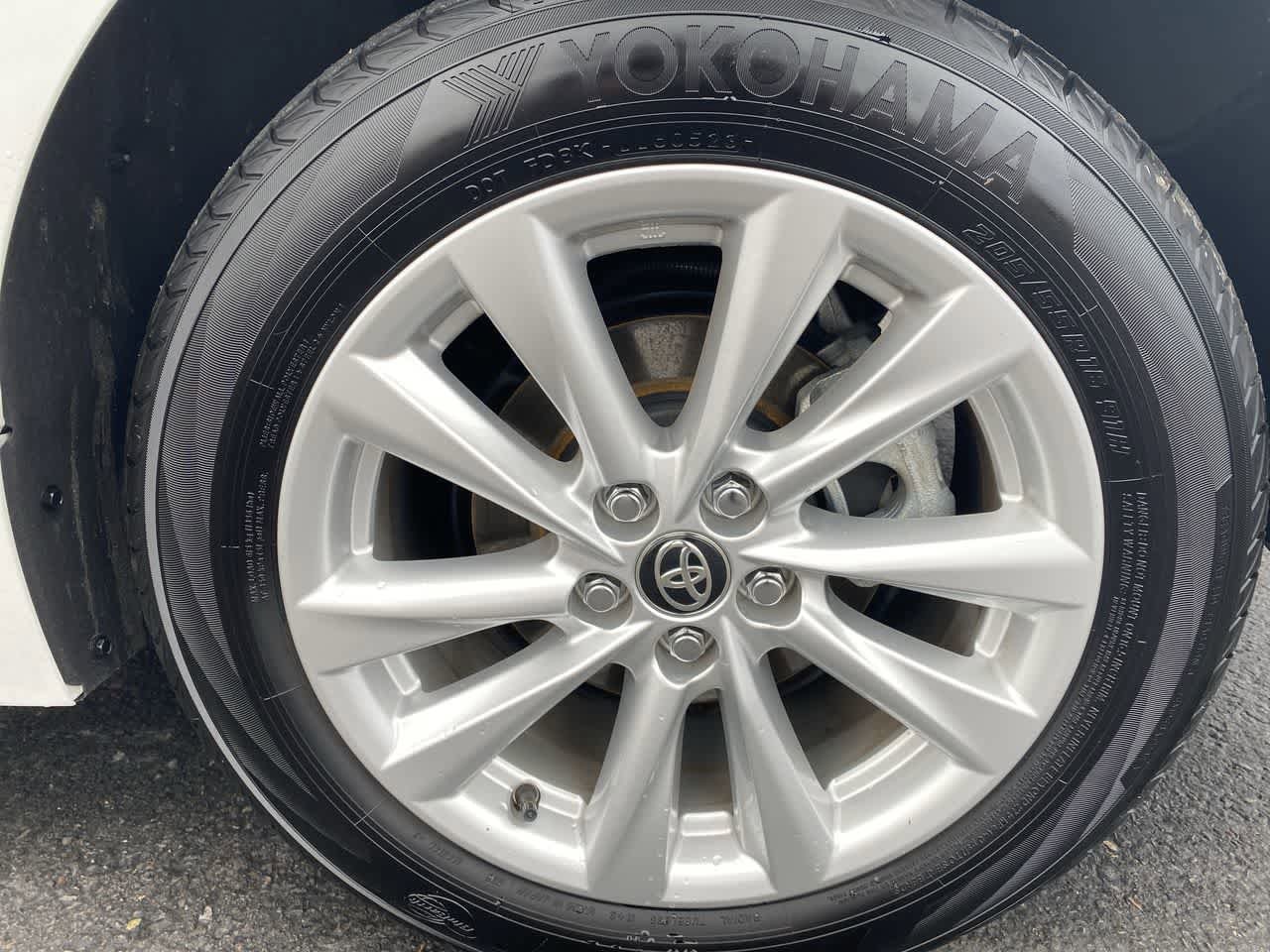 Thumbnail: 2023 Toyota Corolla - 10