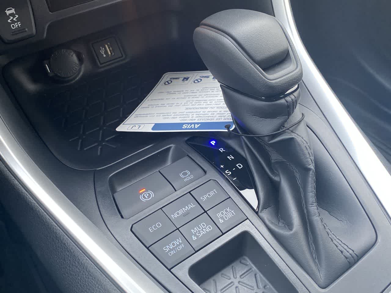 Thumbnail: 2025 Toyota RAV4 - 19